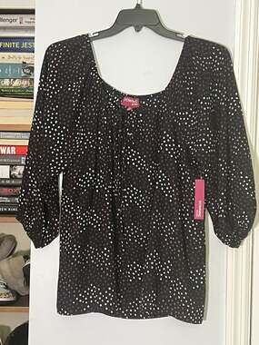 NWT Downing Studio Plus Size 2X Black Top with White & Pink Geometric Dot Print